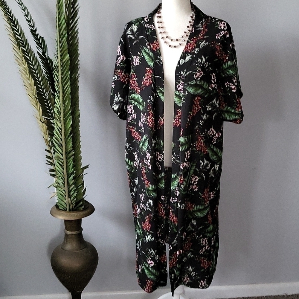 Cherry on Top tropical print short sleeve kimono/duster - Picture 1 of 8